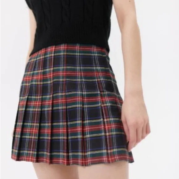 Urban Outfitters Plaid Pleated Mini Skirt Size S - Picture 1 of 5